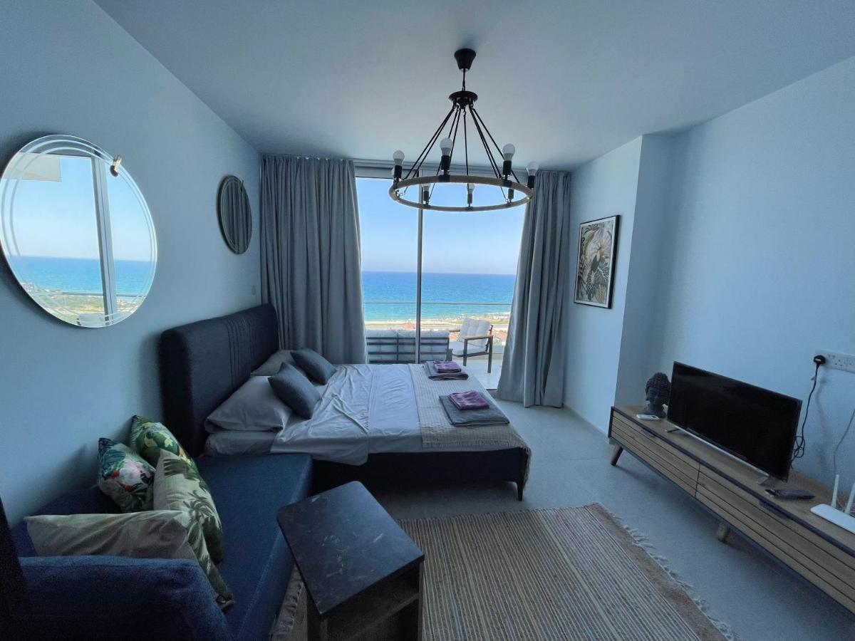 Sea View Suites By The Coast Famagusta  Exteriör bild
