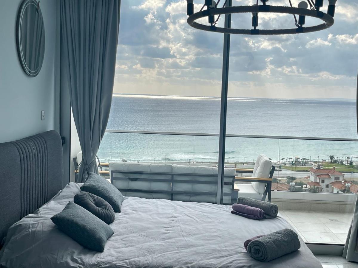 Sea View Suites By The Coast Famagusta  Exteriör bild