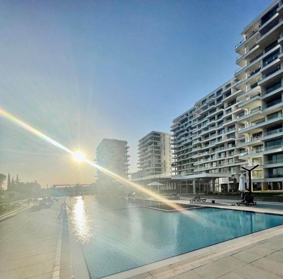 Sea View Suites By The Coast Famagusta  Exteriör bild